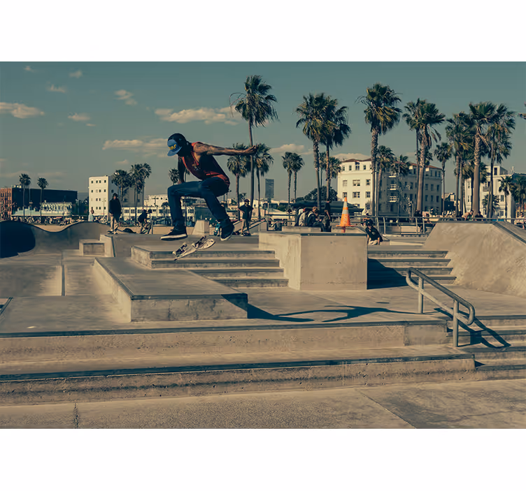 Zidni murali urbane umjetnosti skater u akciji - TenStickers