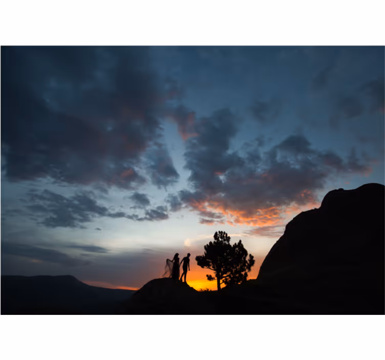 Foto tapeta silueta u zalasku sunca - TenStickers