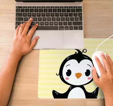 Podloga za miš anime s veselim pingvinom - TenStickers