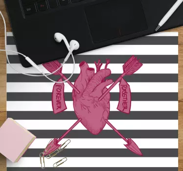Podloga za miš citat simbol srca s strelicama - TenStickers