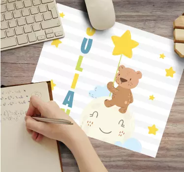 Podloga za miš s imenom medvjed drži zvijezdu - TenStickers