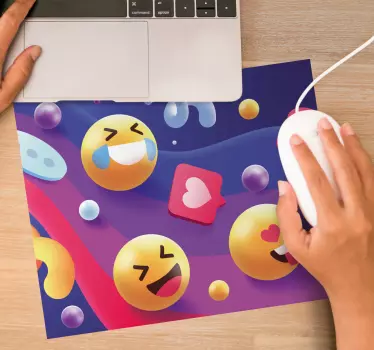 šareni emoji suočava se s više podloga za miš - TenStickers
