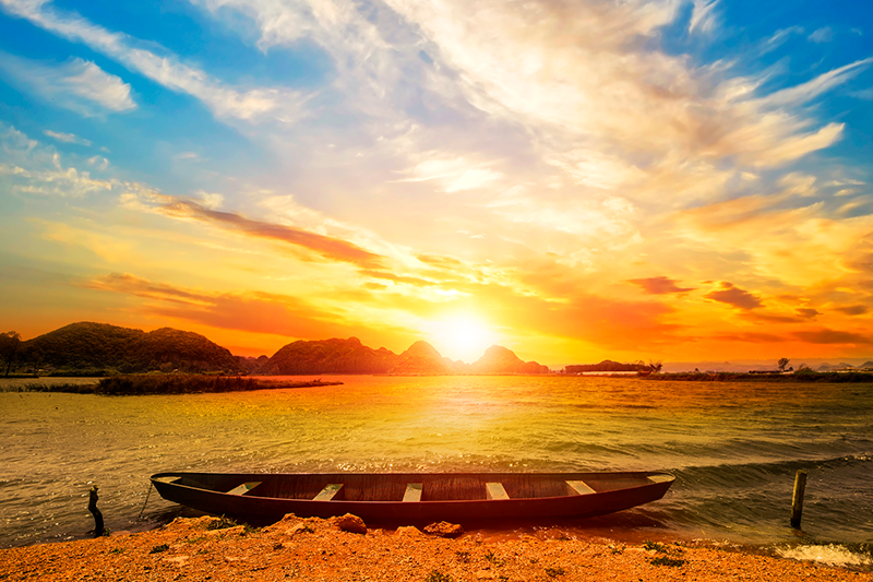 Podmetač moderan zalazak sunca nad rijekom - TenStickers