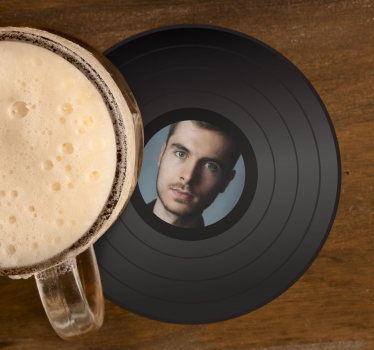 Disk s fotografijama personalizirane prostirke za pivo - TenStickers