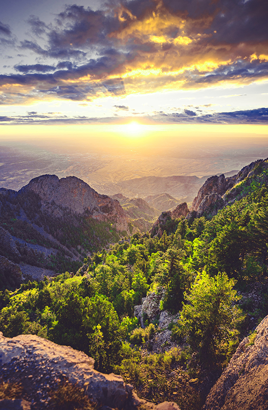 Poster dnevna soba zalazak sunca na planini - TenStickers