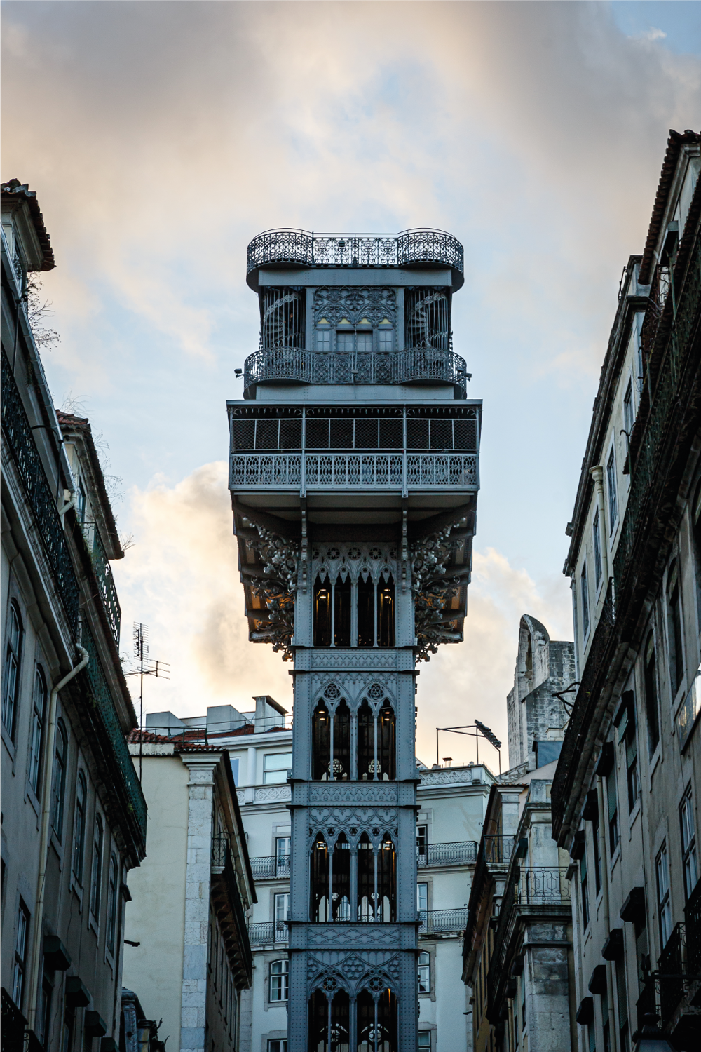 Poster dnevna soba lisboa lift - TenStickers