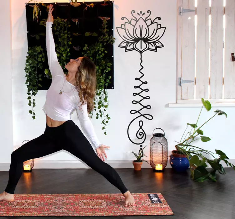 Lotosov cvijet unalome cvjetna naljepnica - TenStickers