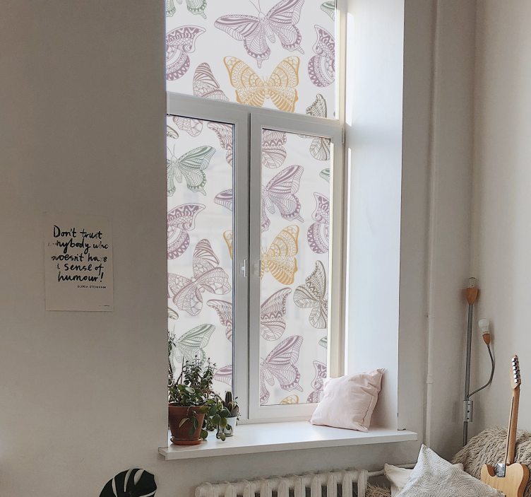 Naljepnica na prozoru ukrasnih leptira u boji - TenStickers
