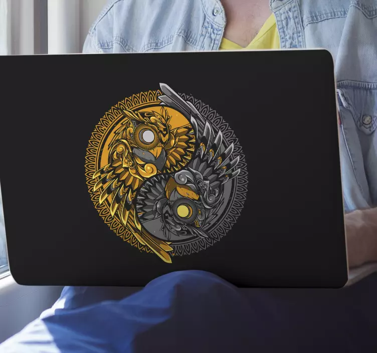 Yin yang sova doodle ukras ukrasi za laptop - TenStickers