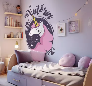Naljepnice za zid dječje sobe usmijano jednorog s imenom - TenStickers