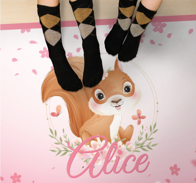 Slatka vjeverica za djevojčicu s imenom baby play mat - TenStickers